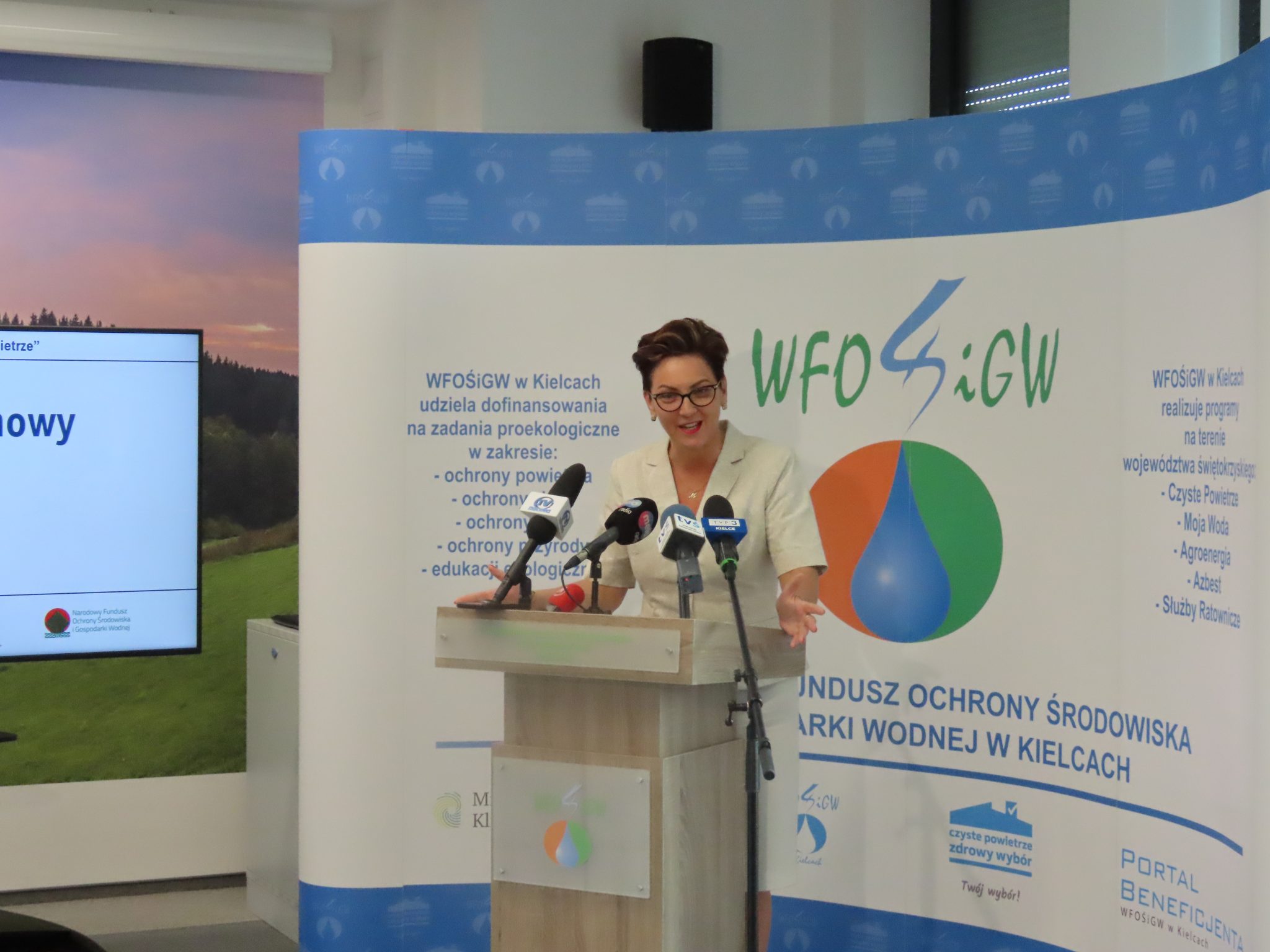 “Czyste Powietrze Plus” i podpisanie umowy nr 22 000 w WFOŚiGW w