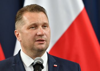 Czarnek: Dzięki instytutowi Kolbego o&nbsp;40 mln zł więcej na&nbsp;edukację za&nbsp;granicą