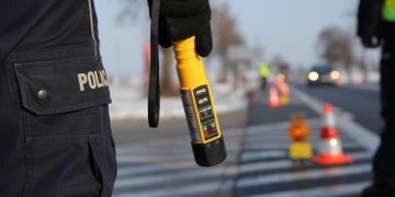 Pijany i&nbsp;bez&nbsp;prawa jazdy kierował ciężarówką z&nbsp;piwem